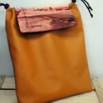 ΤΣΑΝΤΑ ΔΕΡΜΑΤΙΝΗ